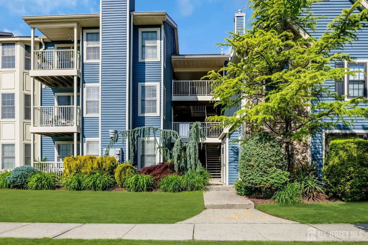 -122 Longfield Court, East Brunswick, NJ 08816 - #1