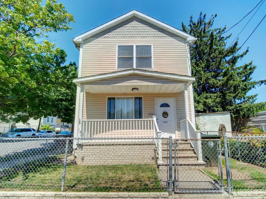 -611 Penn Street, Perth Amboy, NJ 08861 - #3