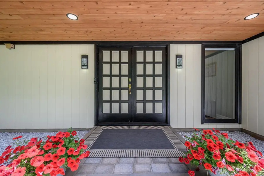 -13 Central Avenue, White House Station, NJ 08889 - #2