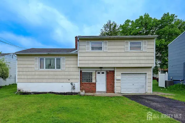 -15 Stima Avenue, Carteret, NJ 07008