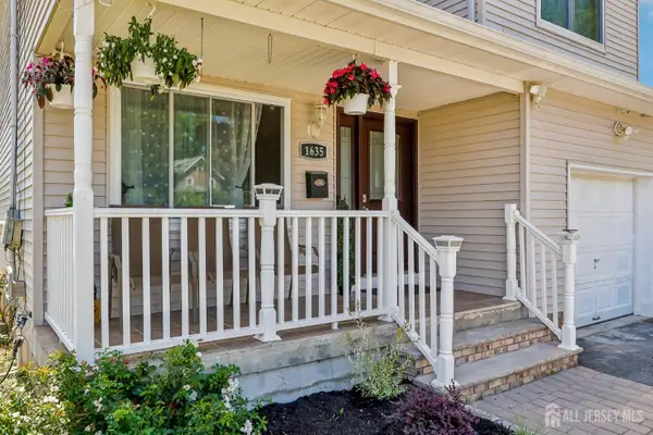 -1635 Mabel Street, Piscataway, NJ 08854