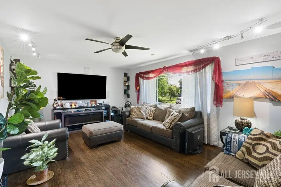 -310 Pitt Street, South Plainfield, NJ 07080 - #3