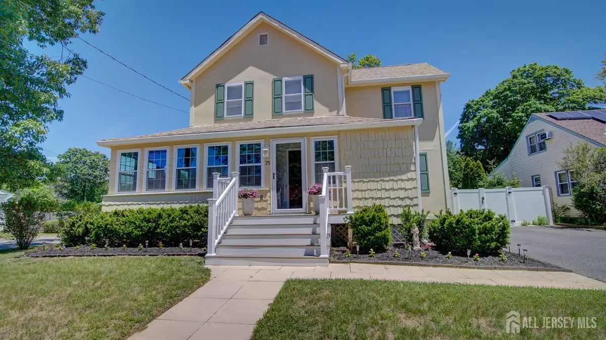 -25 Lake Avenue, Helmetta, NJ 08828 - #1