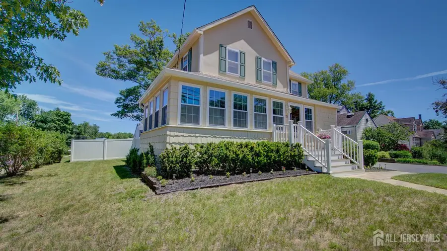 -25 Lake Avenue, Helmetta, NJ 08828 - #2