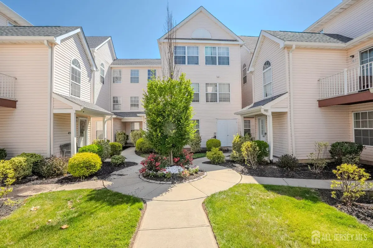 -118 Copeley Way, North Brunswick, NJ 08902 - #1