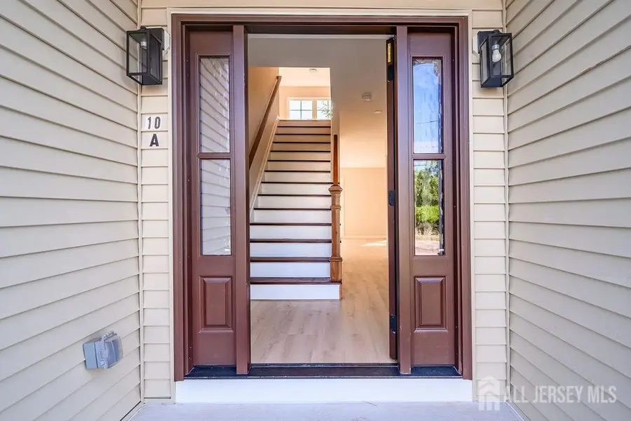 -10-A Delar Parkway, Franklin Park, NJ 08823 - #3