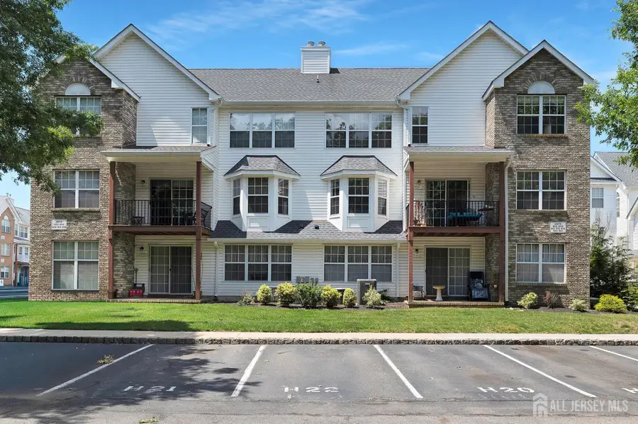 -810 Plymouth Road, North Brunswick, NJ 08902 - #2