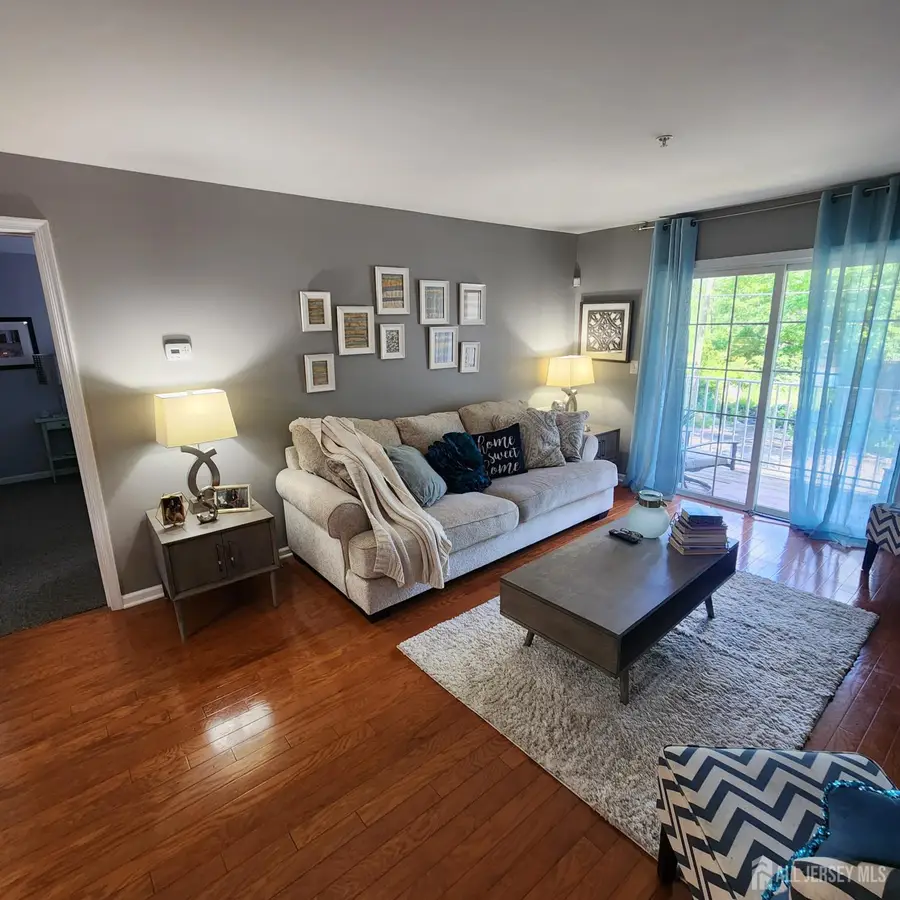 -1325 Fernwood Court, New Brunswick, NJ 08901 - #2