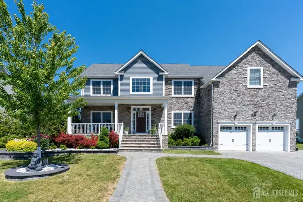 -37 Americana Place, Monroe, NJ 08831