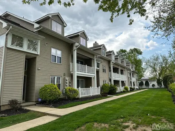 -906 Montague Avenue, Iselin, NJ 08830