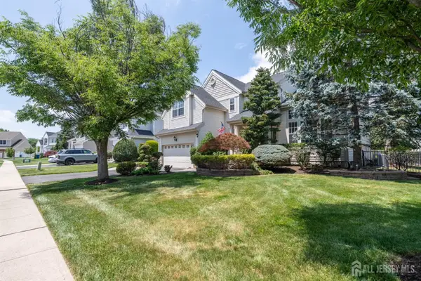 -4 Winchester Court, Old Bridge, NJ 07747