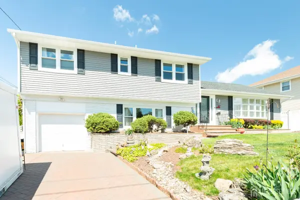 -67 Thomas Place, Edison, NJ 08837