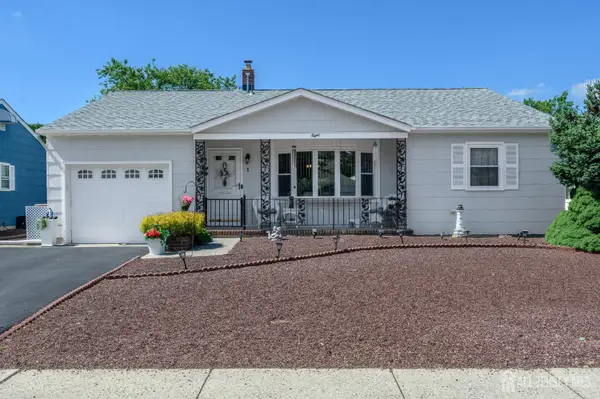 -8 Killington Road, Toms River, NJ 08757