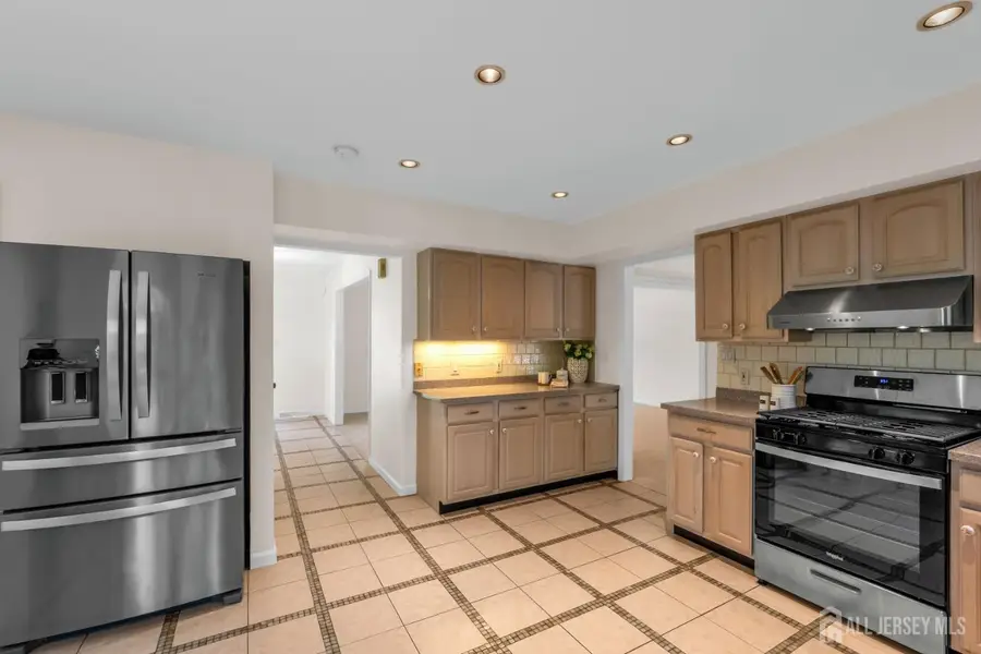 -265 Edlys Lane, North Brunswick, NJ 08902 - #3