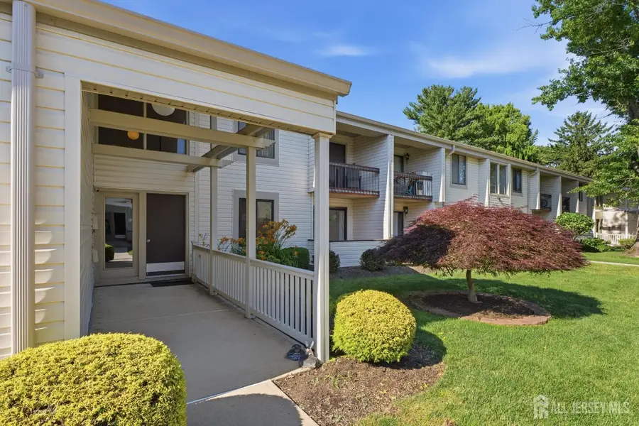 -5 Avon Drive #5S, East Windsor, NJ 08520 - #3