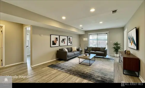 -1511 Raspberry Court, Edison, NJ 08817
