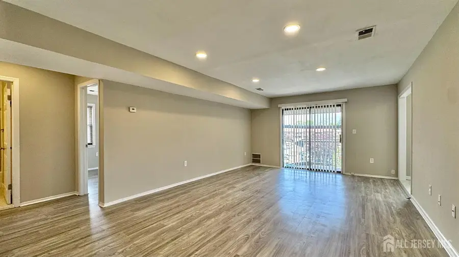 -1511 Raspberry Court, Edison, NJ 08817 - #2