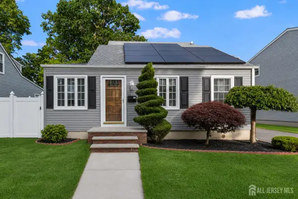 -34 Chase Avenue, Avenel, NJ 07001