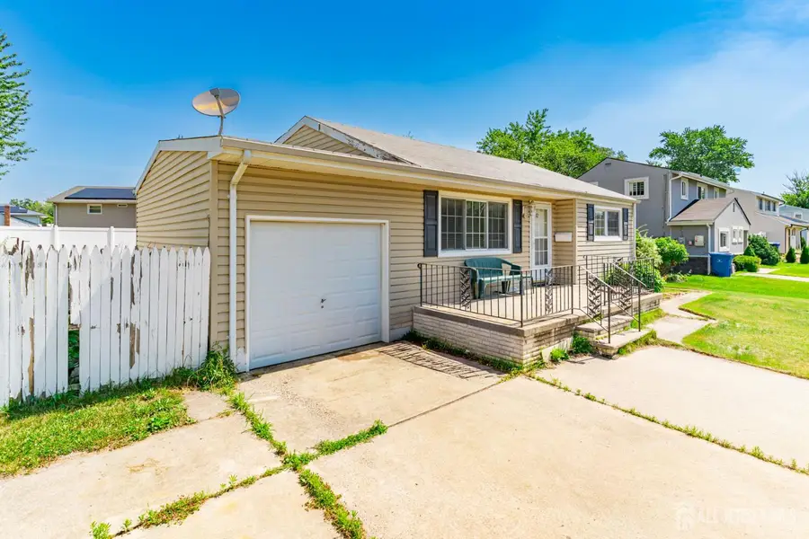 -12 Wendy Drive, Old Bridge, NJ 08857 - #3