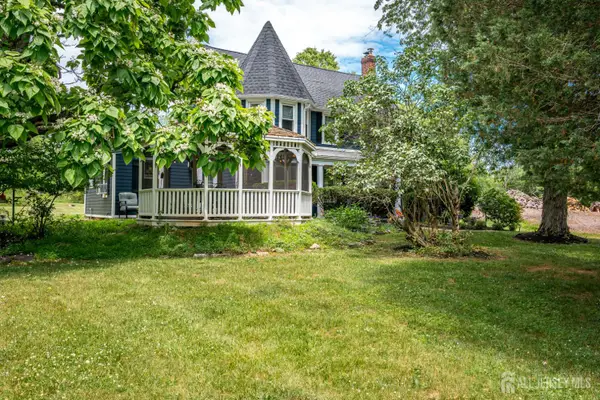 -78 Falcon Road, Hillsborough, NJ 08844