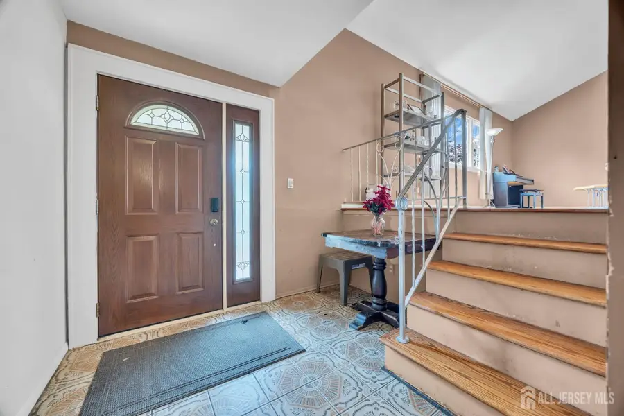 -5 Cortland Drive, Somerset, NJ 08873 - #2