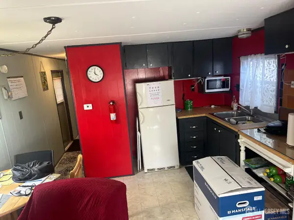 -2505 Woodbridge Avenue #14L, Edison, NJ 08817