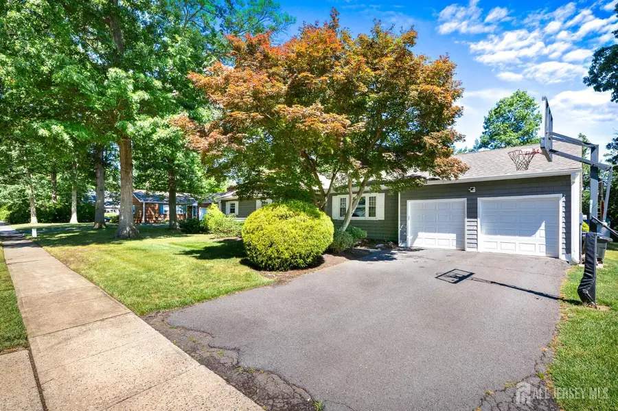 -5 Camelot Drive, East Brunswick, NJ 08816 - #2
