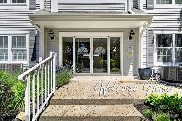 -204 Raintree Court, Helmetta, NJ 08828