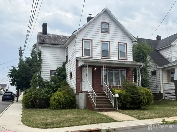 -52 Dane Street, Sayreville, NJ 08872