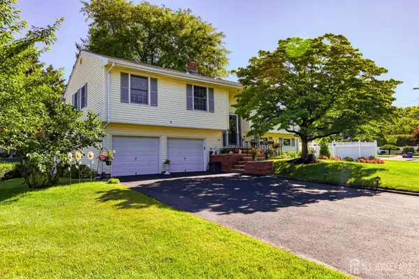 -9 Janet Court, Milltown, NJ 08850