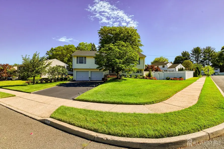 -9 Janet Court, Milltown, NJ 08850 - #2