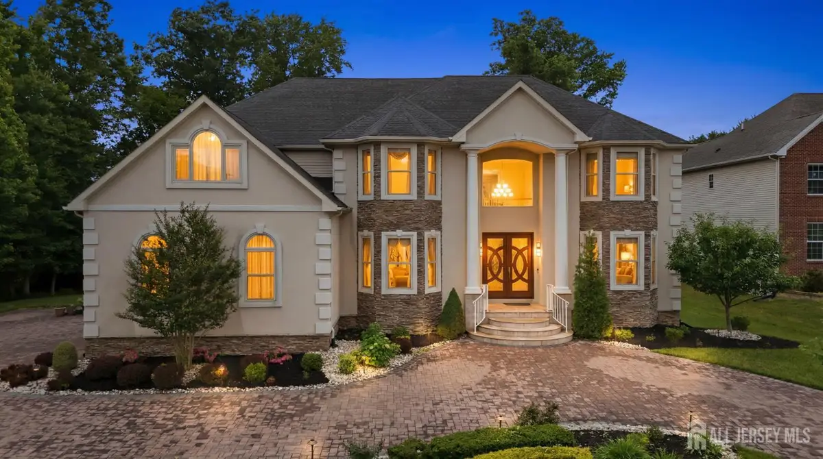 -1 Koch Lane, East Brunswick, NJ 08816 - #1