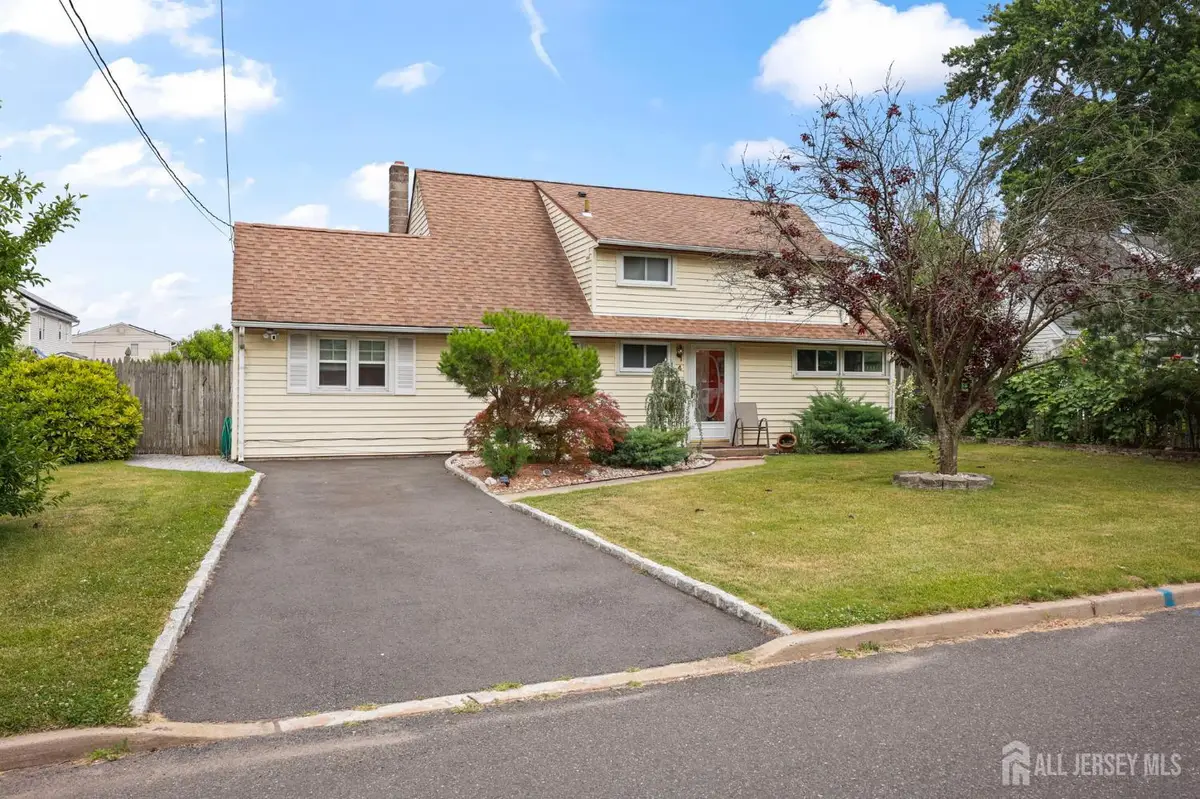 -4 Farmbrook Drive, Old Bridge, NJ 08857 - #1
