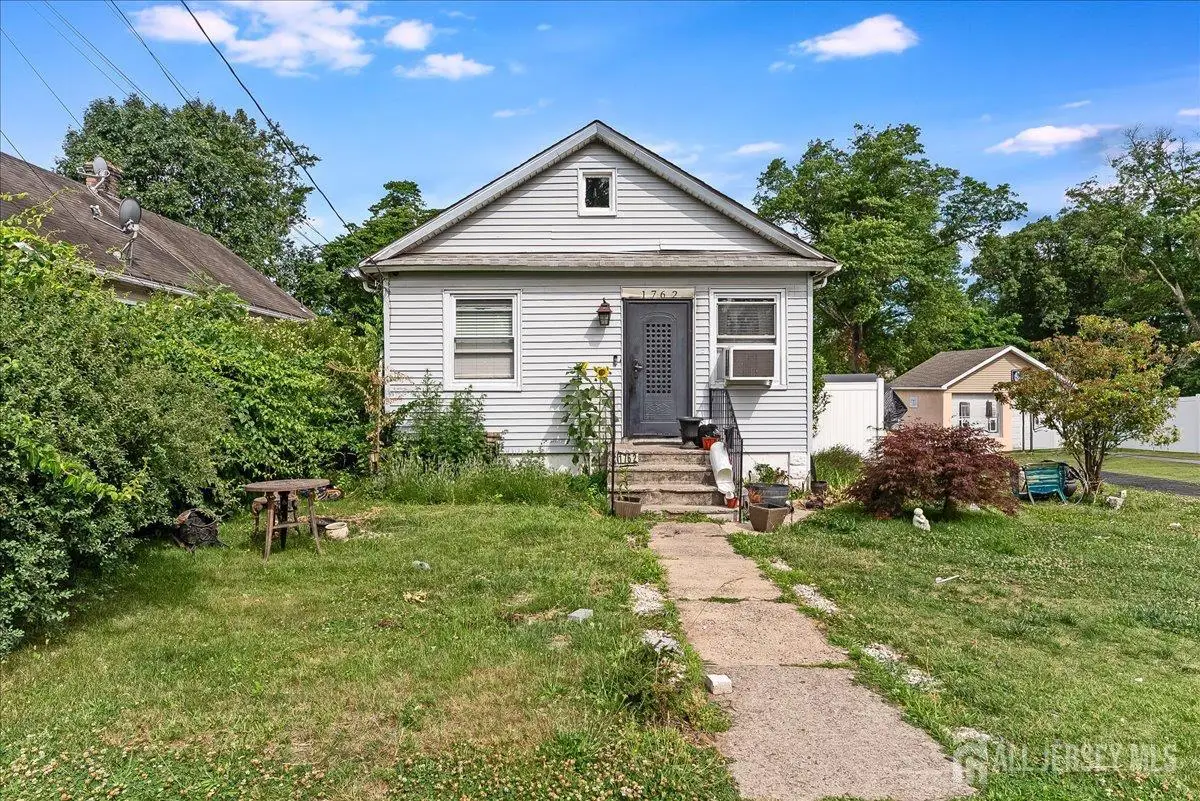 -1762 W 5th Street W, Piscataway, NJ 08854 - #1