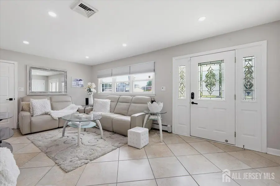 -18 Stern Place, Fords, NJ 08863 - #3