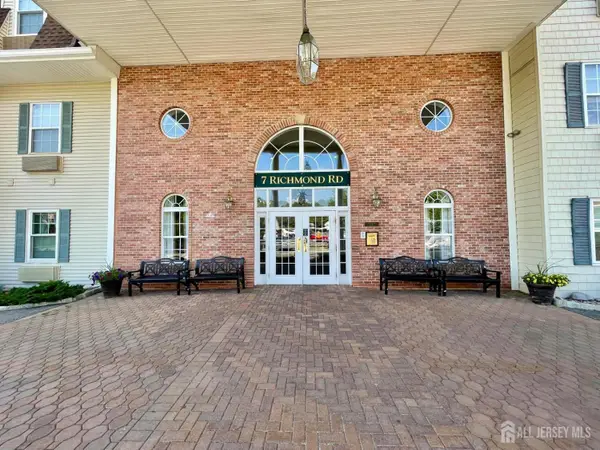 -7215 Richmond Road, West Milford, NJ 07480