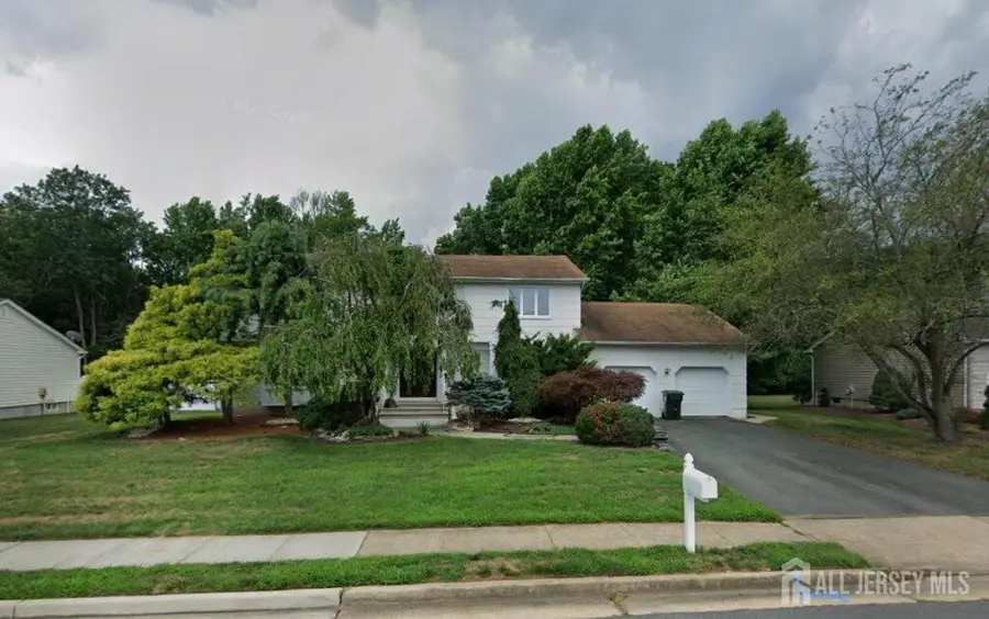 -5 Washington Avenue, Morganville, NJ 07751 - #3