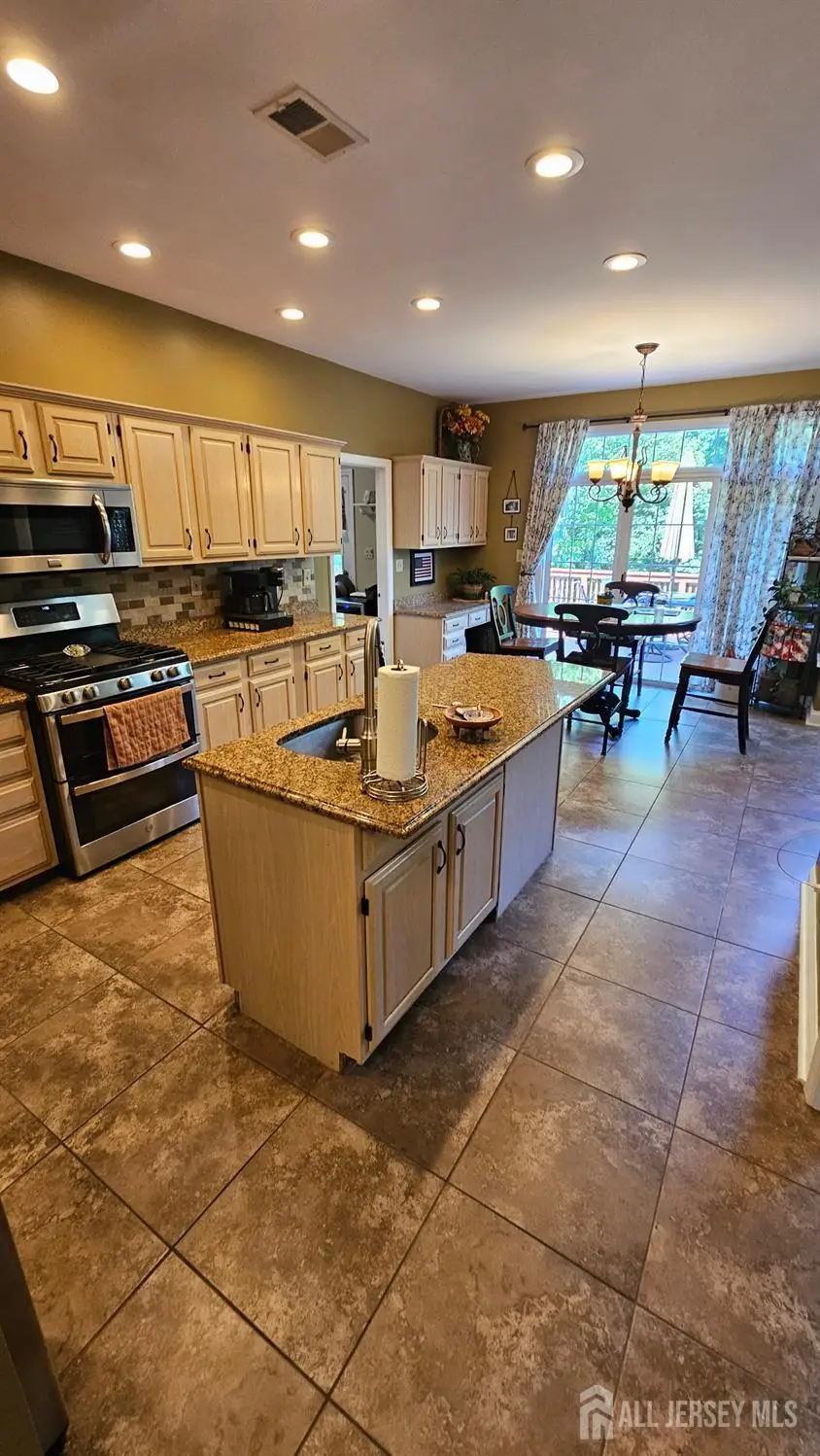 -5 Tree Farm Road, Monmouth Junction, NJ 08852 - #3
