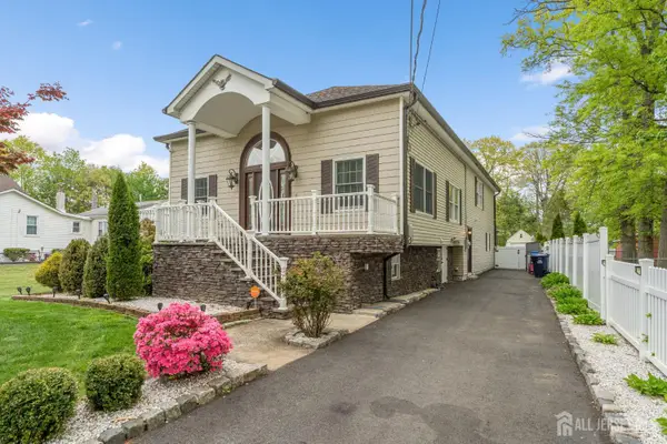 -695 Spruce Road, North Brunswick, NJ 08902