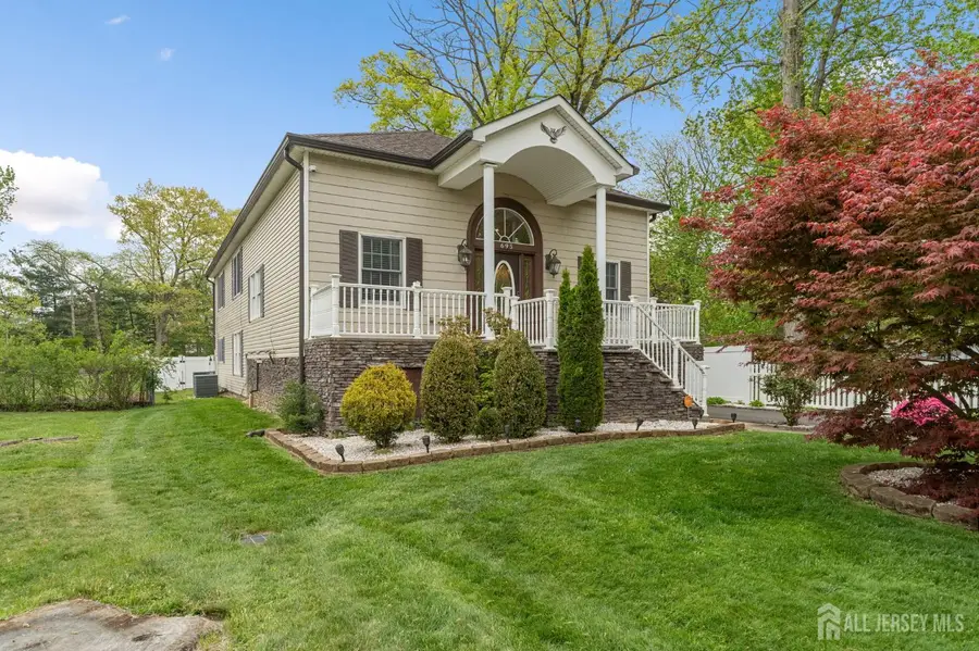 -695 Spruce Road, North Brunswick, NJ 08902 - #3