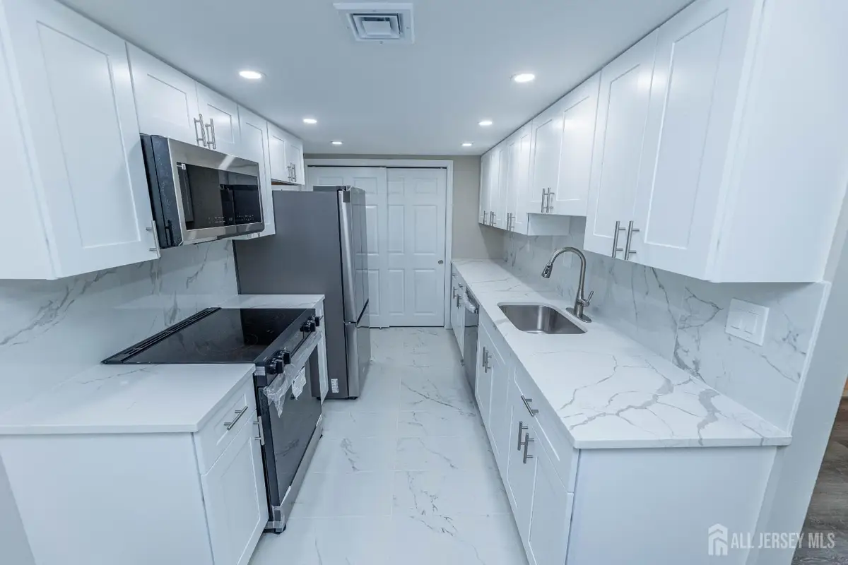 -96 Salix Plaza #C, Monroe, NJ 08831 - #1