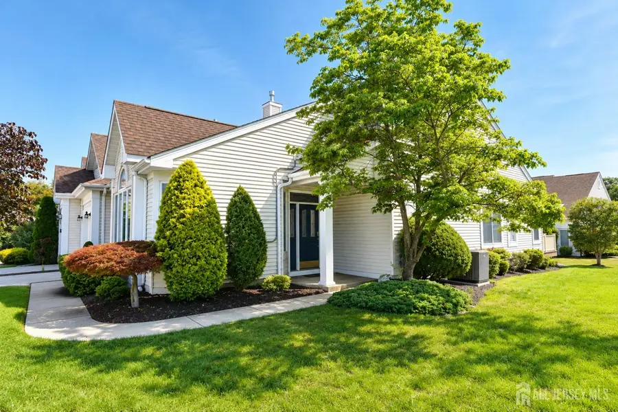 -30 Severn Way, Monroe, NJ 08831 - #2