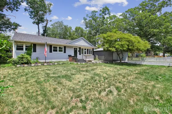 -47 Ashmall Avenue, Monroe, NJ 08831