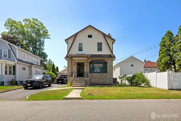 -12 Linden Street, Woodbridge Proper, NJ 08863