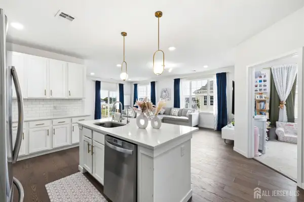 -147 Lorhan Drive, Piscataway, NJ 08854