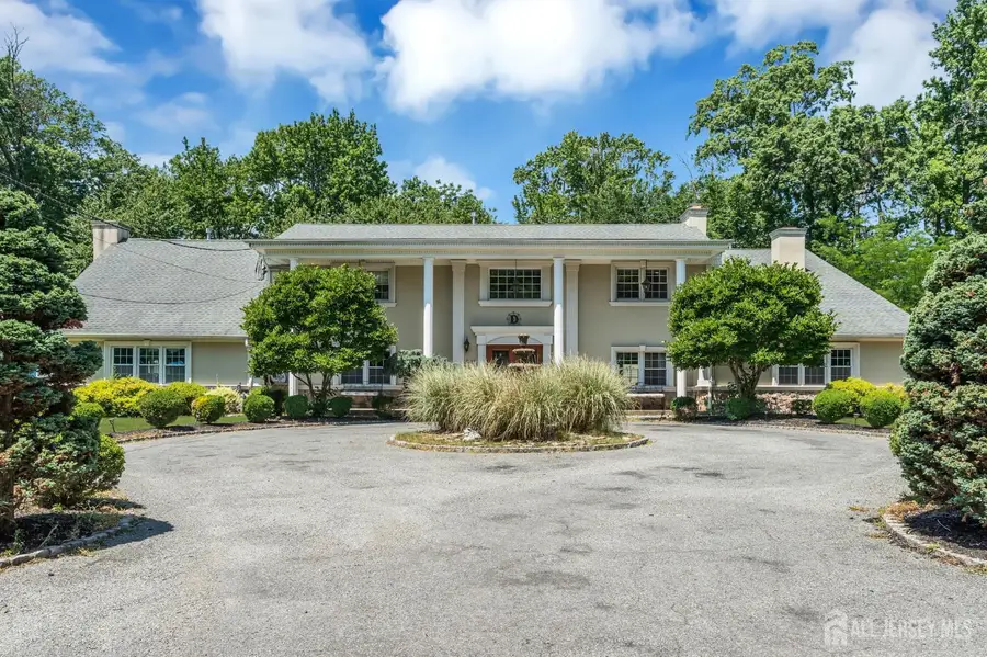 -559 Colonia Boulevard, Colonia, NJ 07067 - #2
