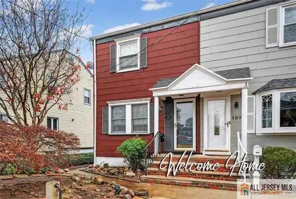 -587 Ellis Place, Woodbridge Proper, NJ 07095