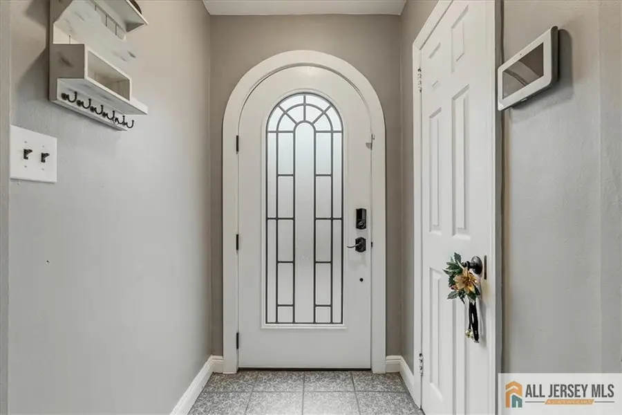 -206 Milltown Road, East Brunswick, NJ 08816 - Image #2