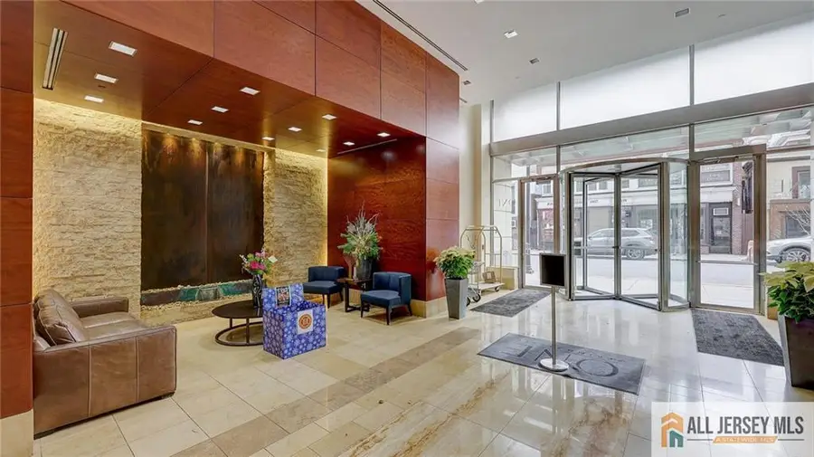 -1 Spring Street #1102, New Brunswick, NJ 08901 - Image #3