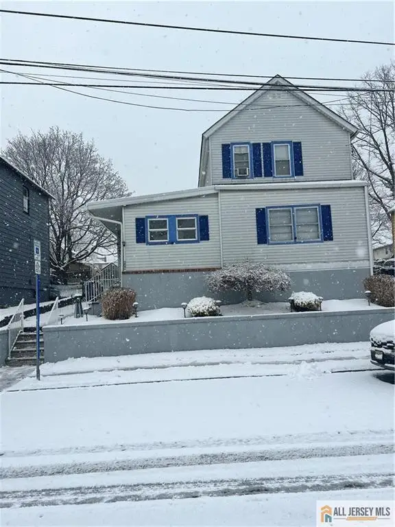 -520 Henry Street, South Amboy, NJ 08879 - Image #1